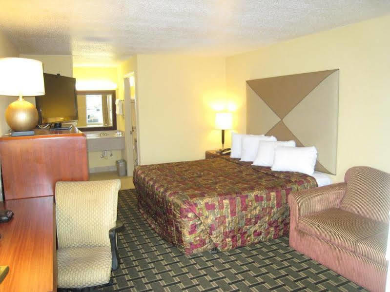 Days Inn By Wyndham Brunswick/St. Simons Area Eksteriør bilde